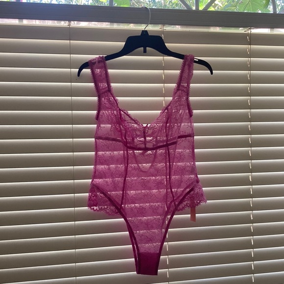 Mentionables Pink Teddy size large - Picture 1 of 4